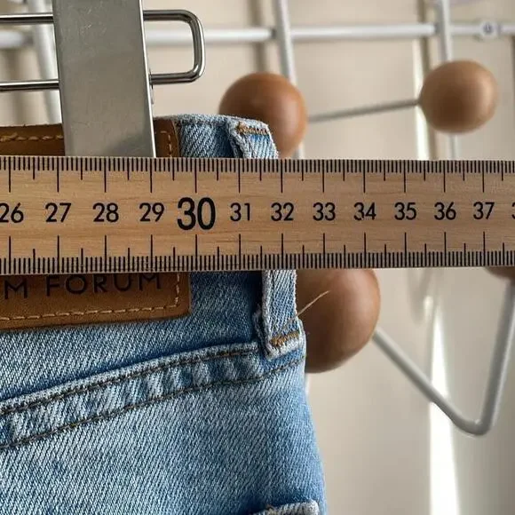 Aritzia - Denim Forum - Arlo High Rise Straight Denim Jeans - Blue - 26x30 - Picture 10 of 14